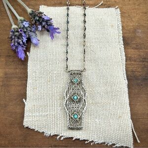 Antique Sterling Silver Green Gemstone Art Deco Necklace